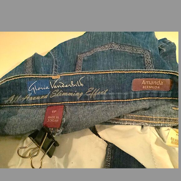 Gloria Vanderbilt -Amanda so slimming denim Bermuda Shorts Size 6P - Picture 7 of 12